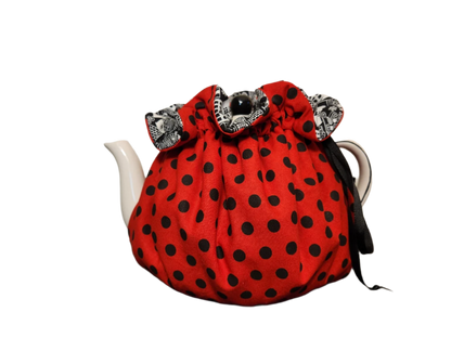 Teapot Cozy - Black and White Houses/Black and Red Dots