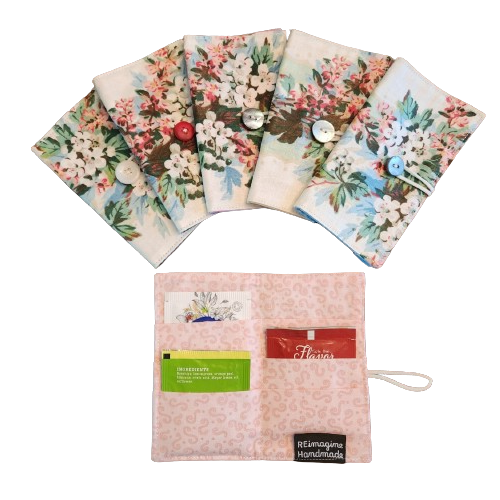 Tea Wallet - Bouquet on Cream and Green