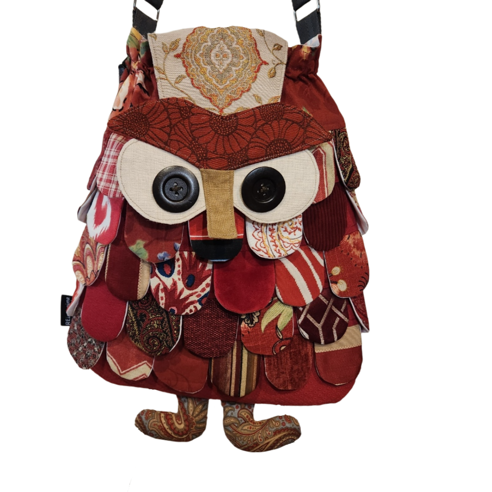 Owl Purse - Garnet