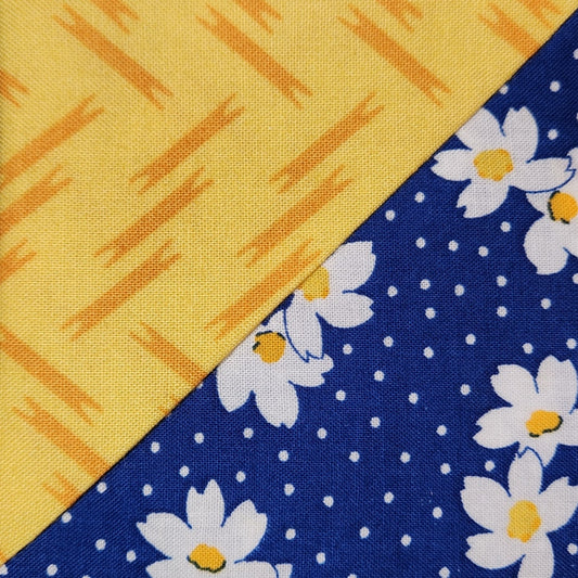 Corner Bookmark - Blue and Gold Daisies